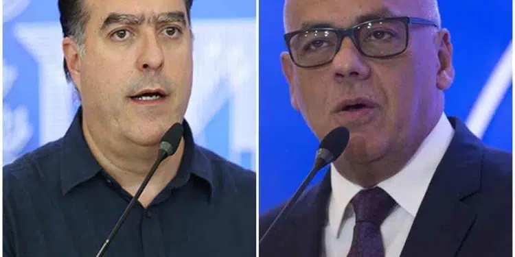 Jorge Rodriguez y Julio Borges se pelean