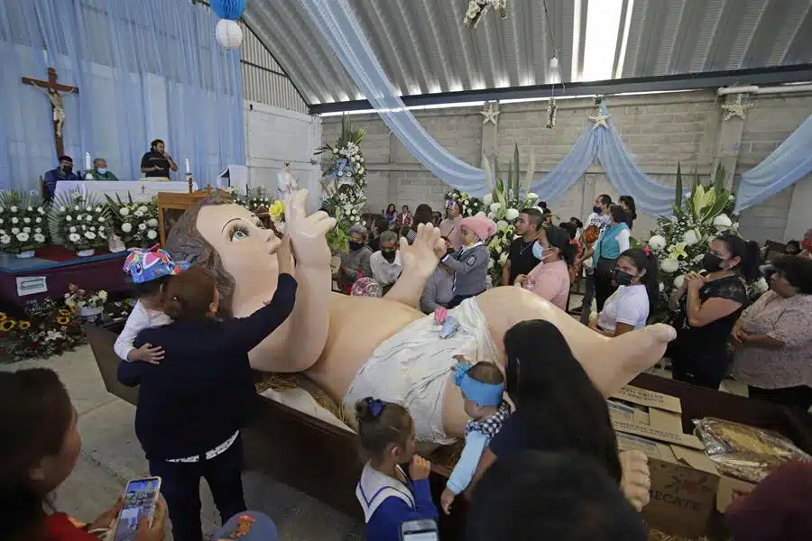 Niño Jesús gigante