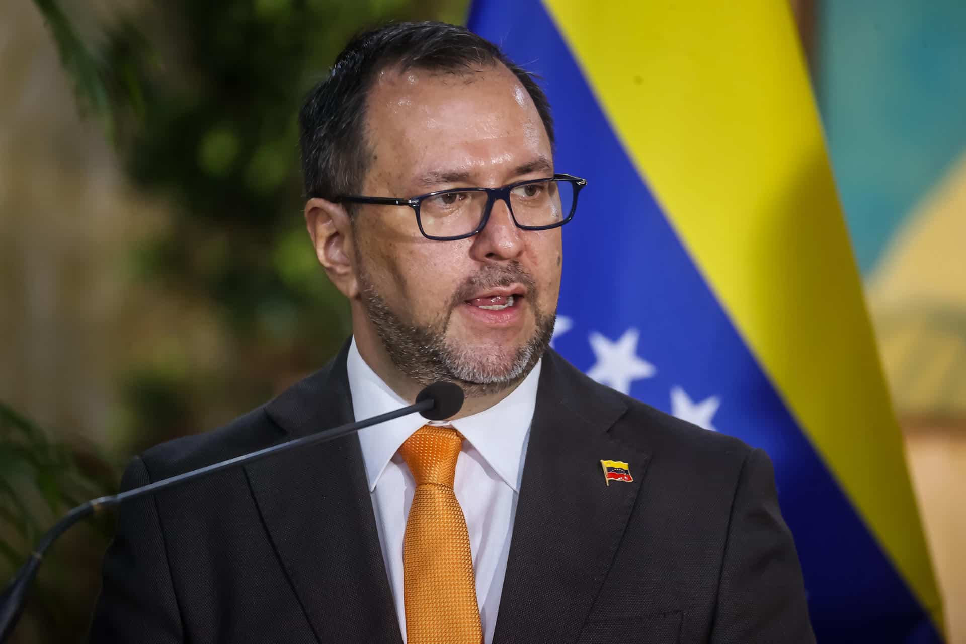 Venezuela y España trabajan en “fortalecer el diálogo diplomático” bilateral