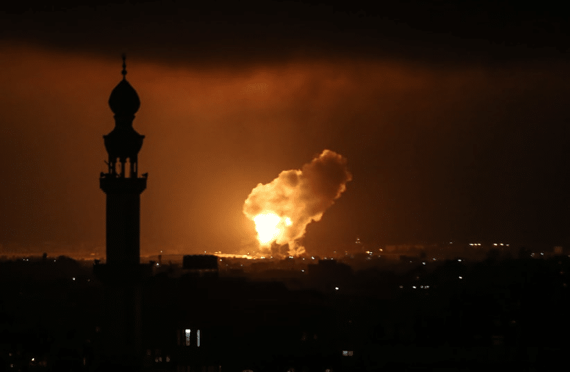 Israel lanza misiles contra Irán, que niega el ataque: qué se sabe hasta el momento (+video)