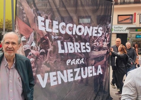 Cientos protestan en Madrid para exigir “elecciones libres para Venezuela” (+videos)
