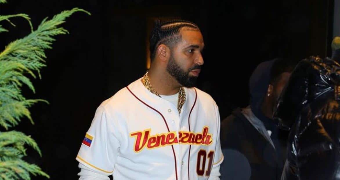 Las fotos virales de Drake vistiendo una camiseta de Venezuela