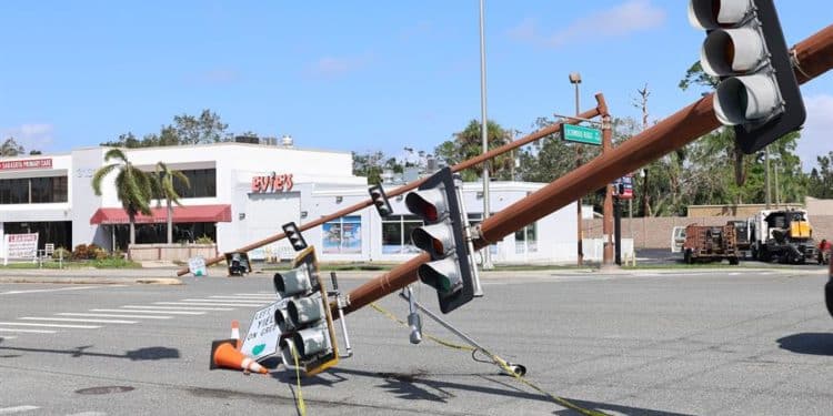 El huracán tocó tierra la noche del miércoles en Siesta Key