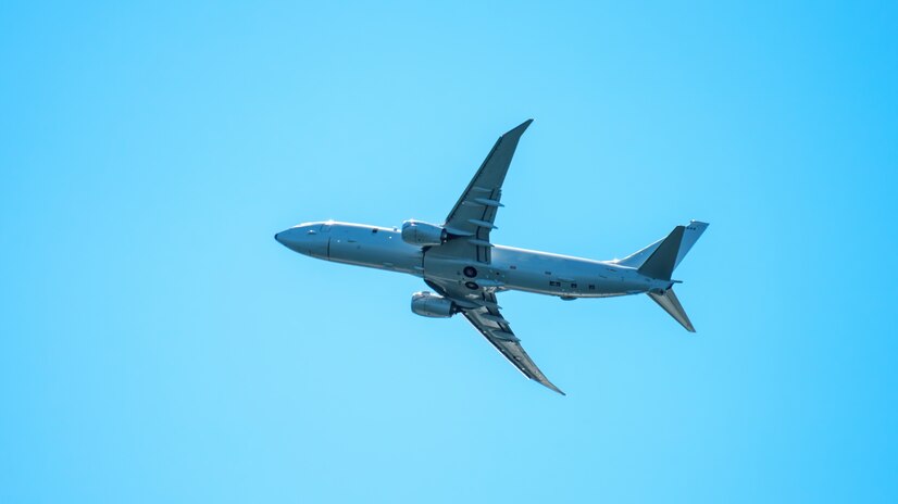 Quienes viajan en avión privado emiten 500 veces más CO2 que un ciudadano medio