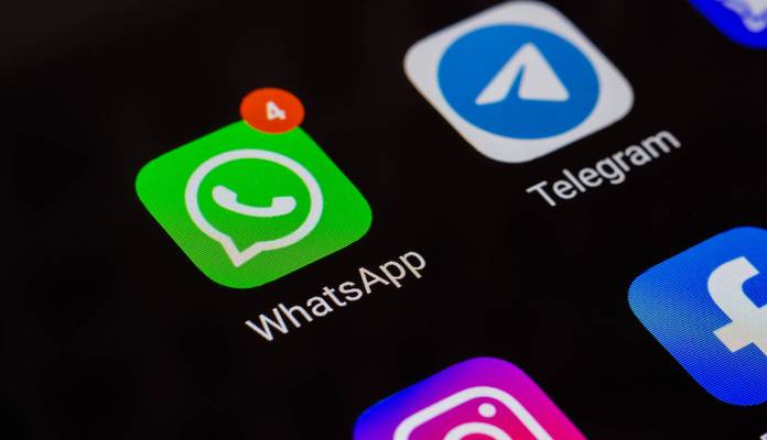WhatsApp desarrolla mensajes de texto de visualización única para impedir capturas y reenvíos